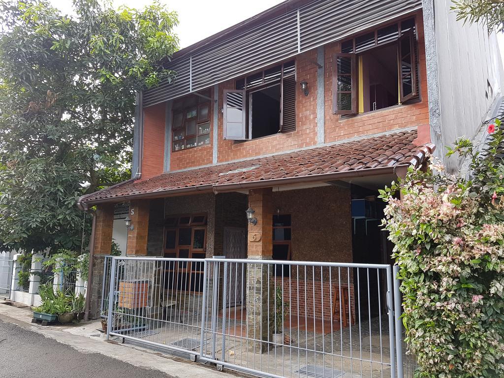 The Brick House Apartment Bandung Luaran gambar